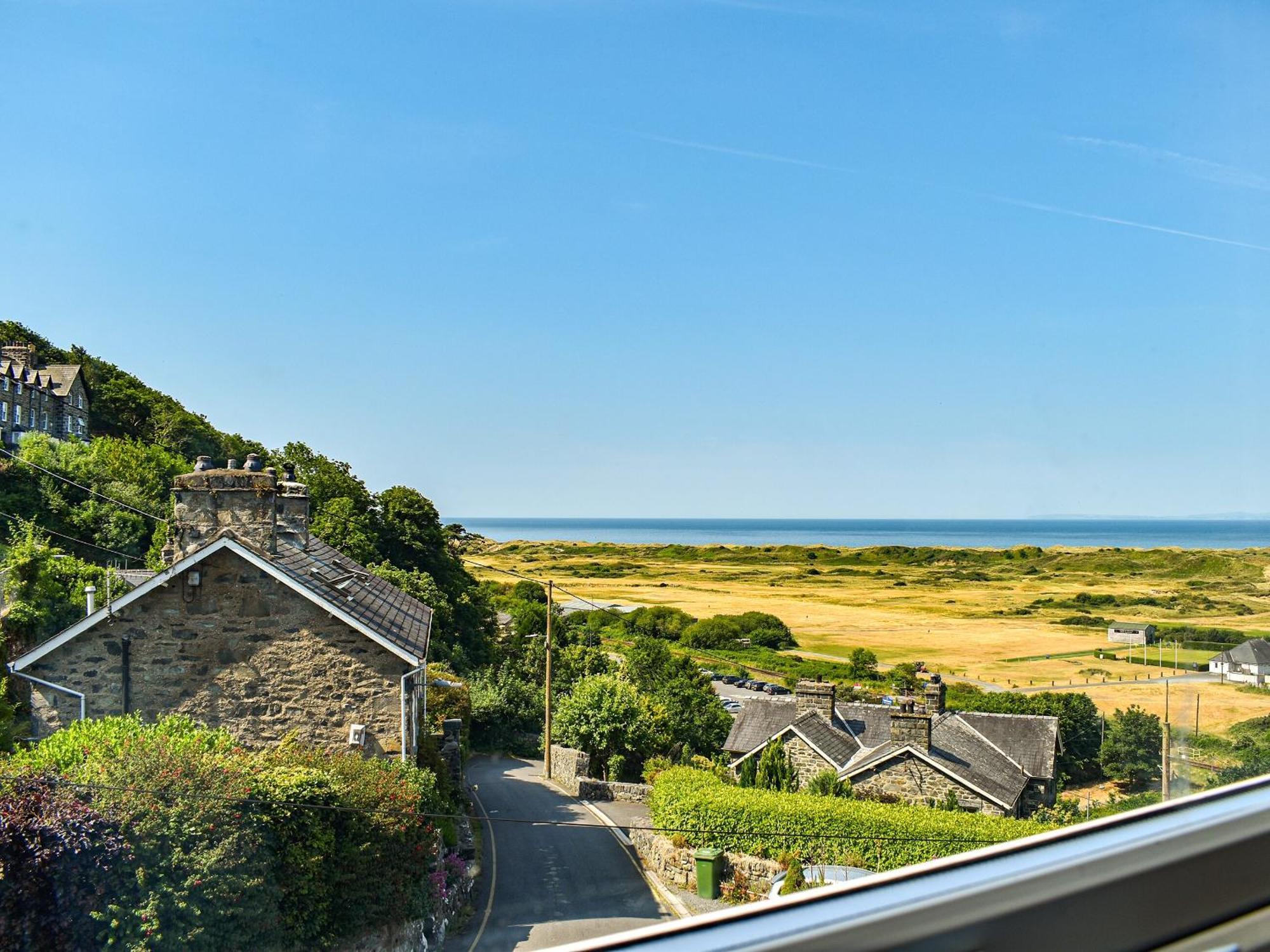 Gorwel Villa Harlech Exterior photo